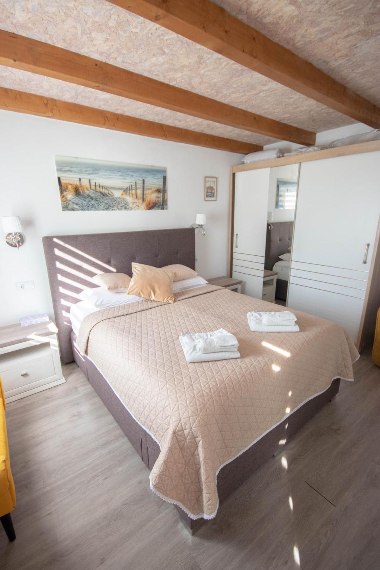 A&D Apartments Ρόβινι Εξωτερικό φωτογραφία